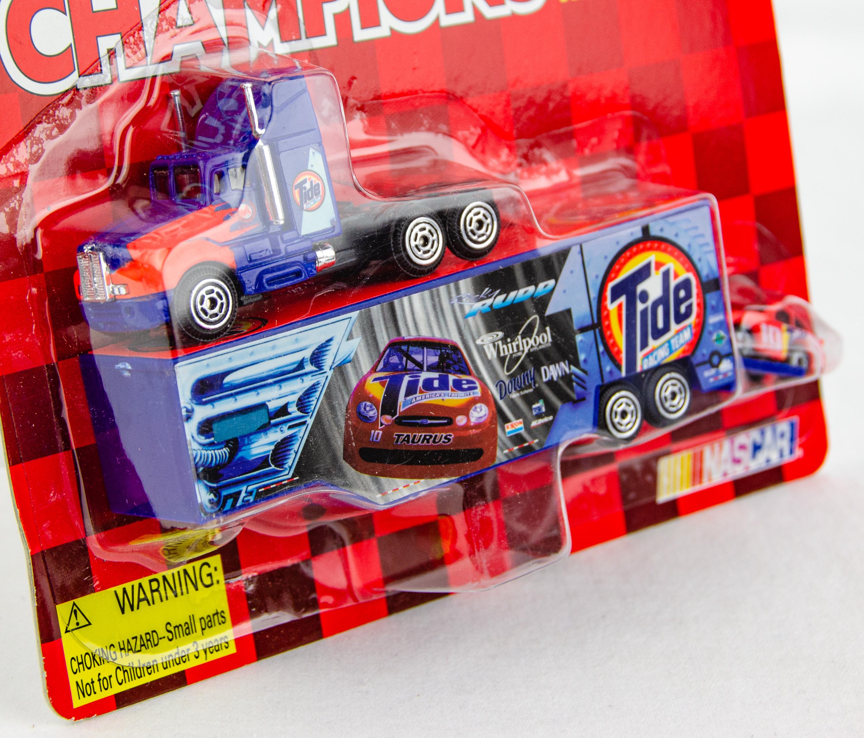 レーシングチャンピオンズ50周年記念ナスカーレーシングチームトランス