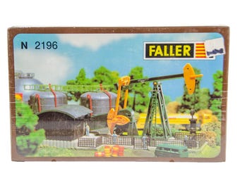 Kit para construção de trens em escala N com bomba de óleo Faller 2196