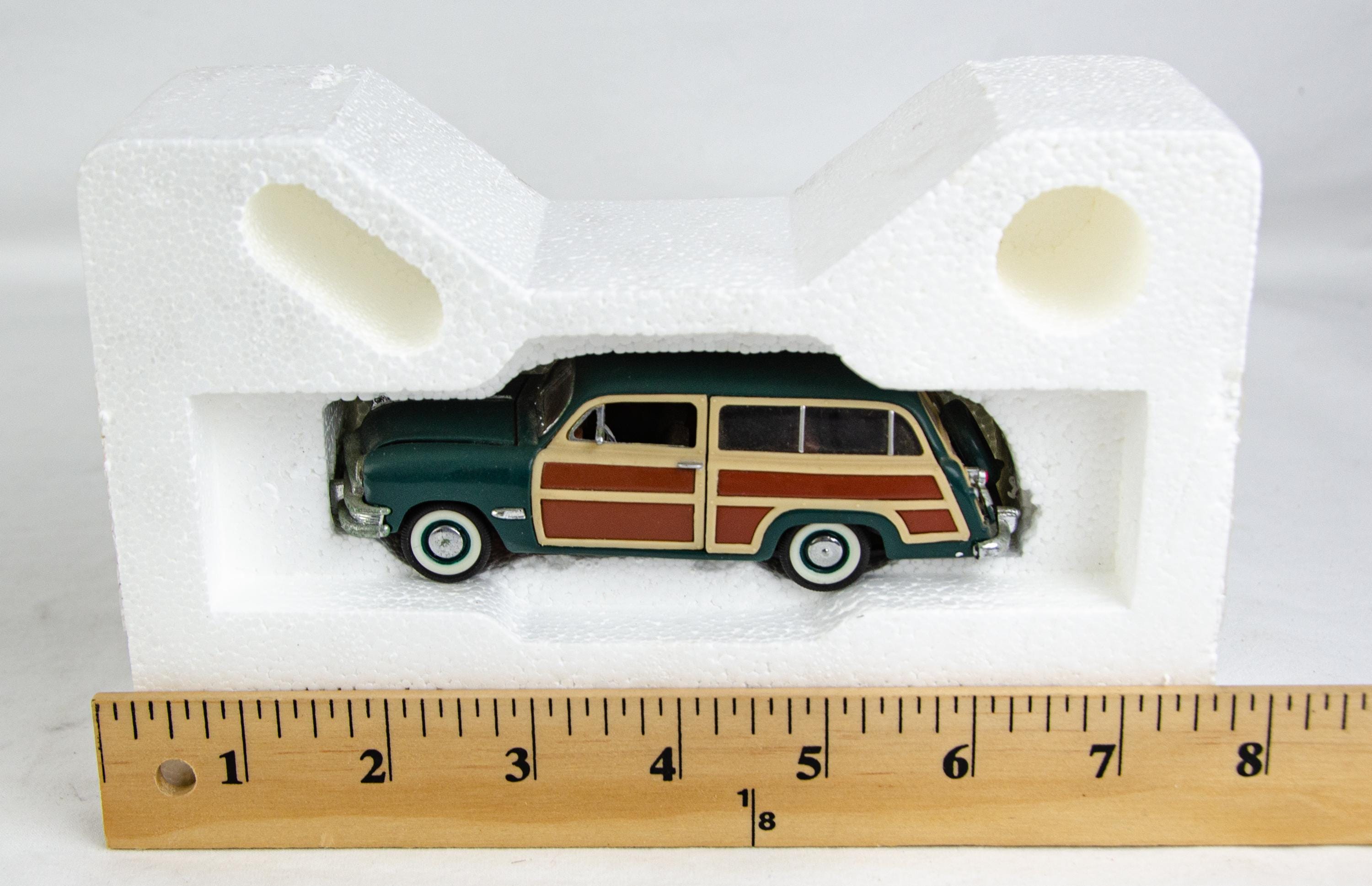 Franklin Mint 1:43 Scale 1950 Ford Woody Station Wagon Diecast
