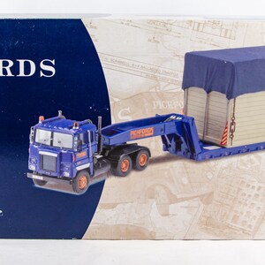 Bedford O « PICKFORDS» Corgi Classics - Collection