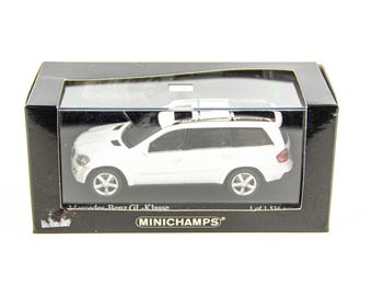 Minichamps 1/43 2006 Mercedes-Benz GL-Klasse GL-Class White Dealer Promo Model