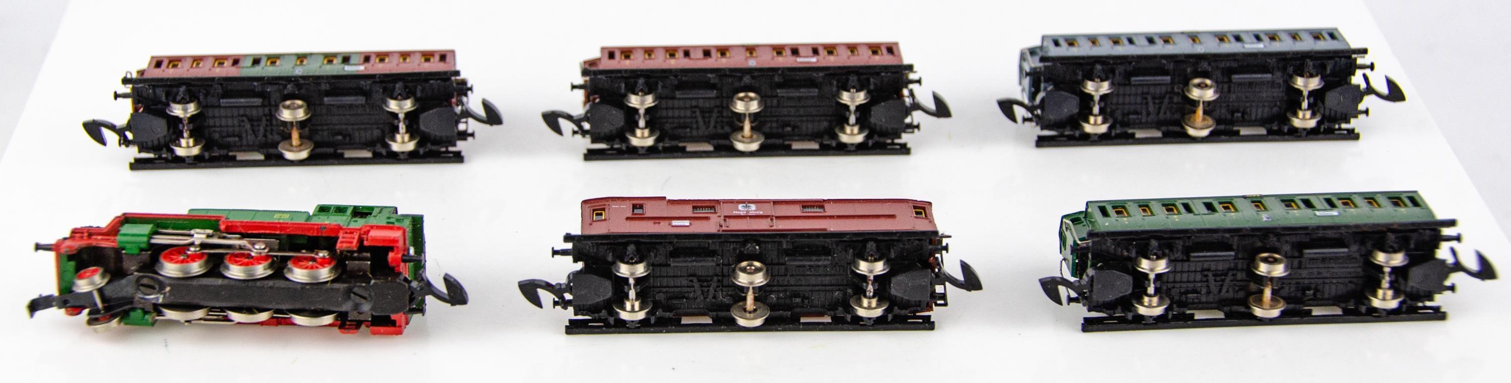 Vintage Marklin Mini-club 8104 German Z Scale Steam Locomotive