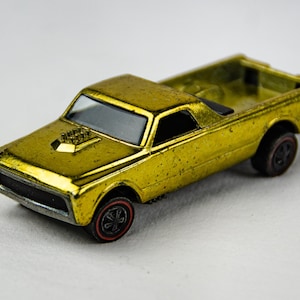 1968 Hot Wheels Mattel Redline Custom Fleetside Gold 1:64 Diecast