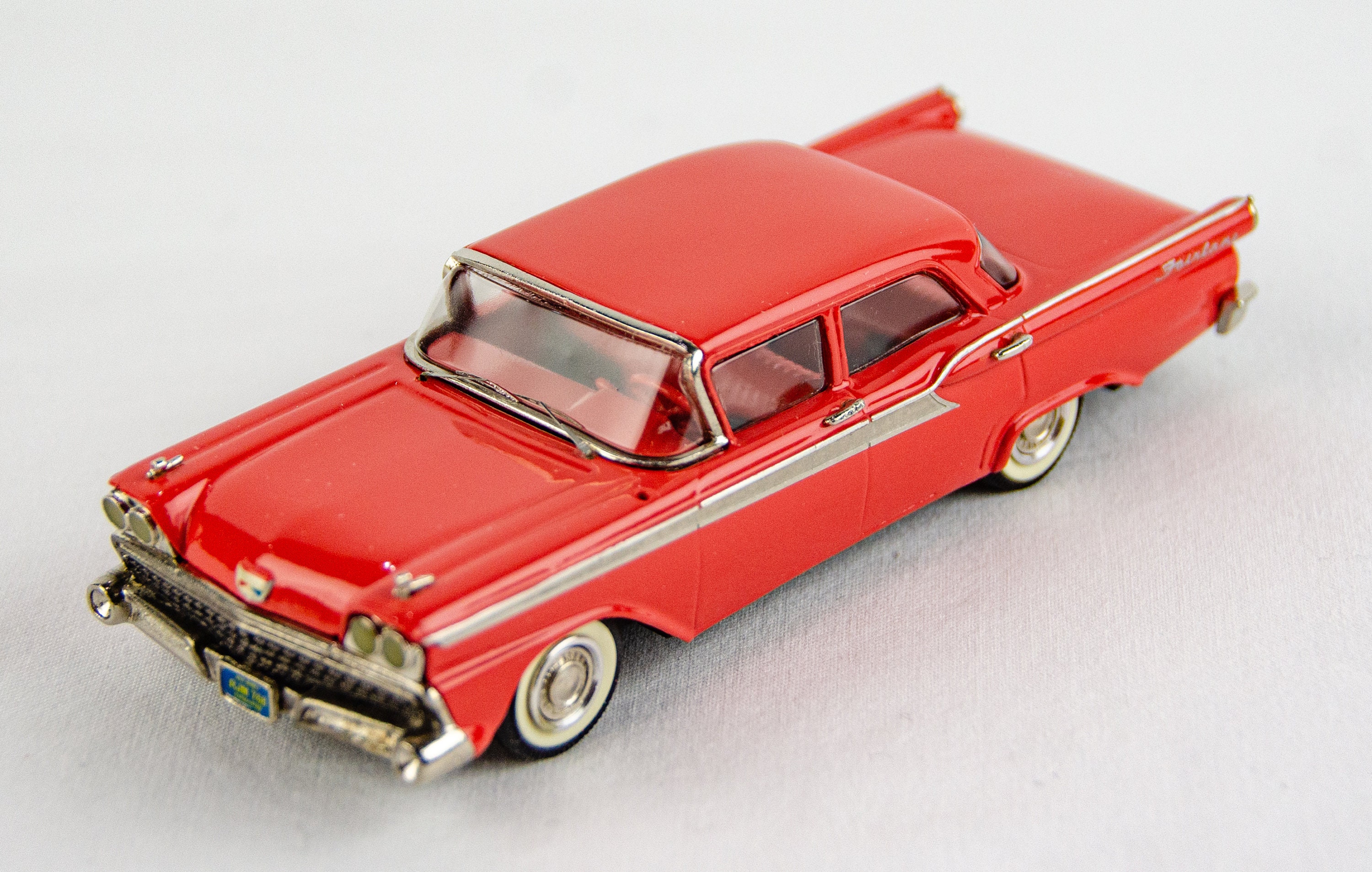 Rare Western Models SW 21 1959 Ford Fairlane Sedan Red 1 43 Scale