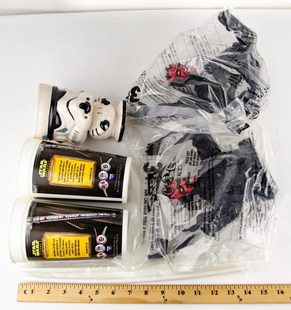 Taco Bell Star Wars Darth Maul Cup & Galerie Stormtrooper Ceramic