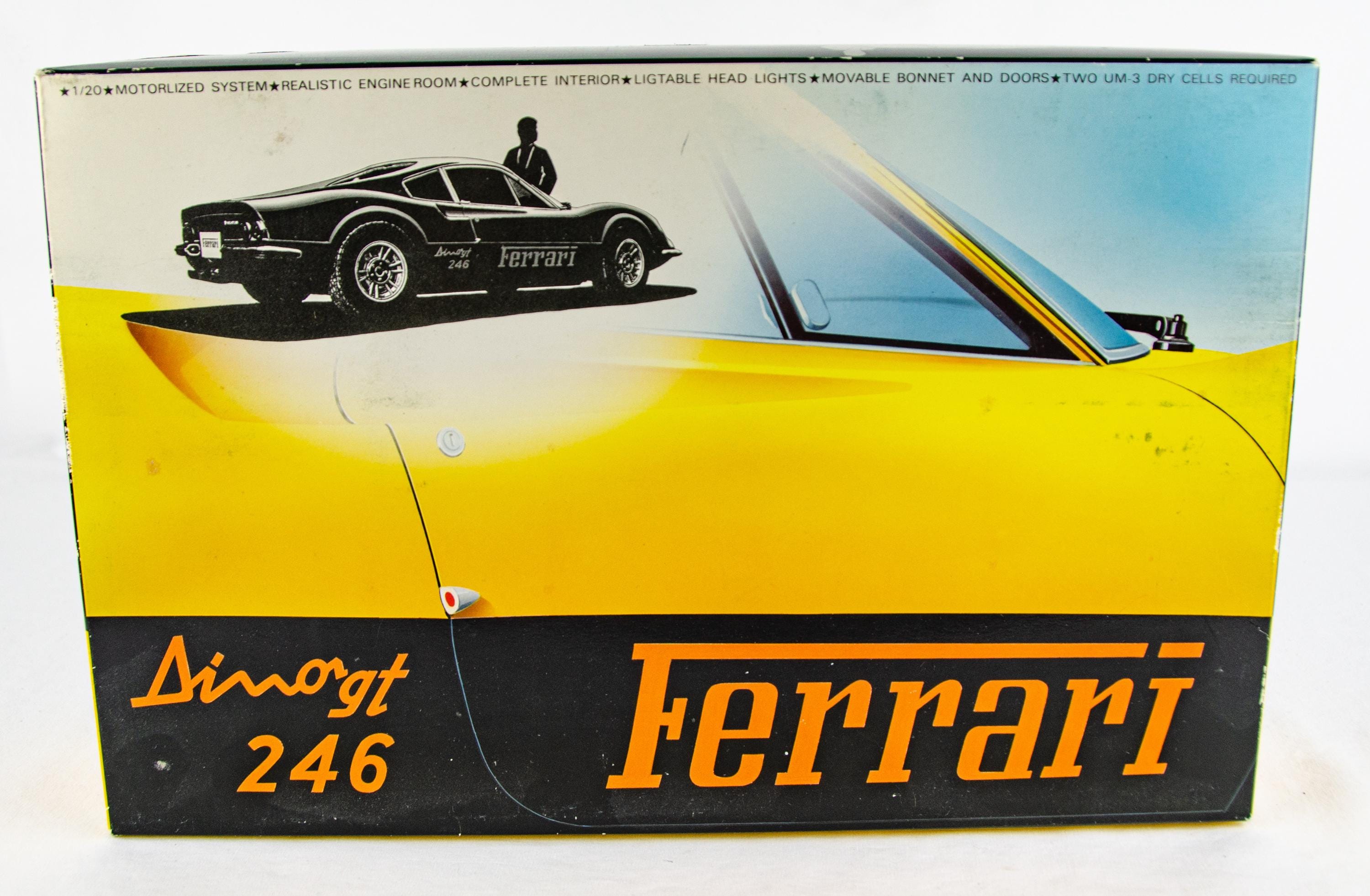 Aoshima Ferrari Dino 246 GT Midship Series Japan 1:20 Scale