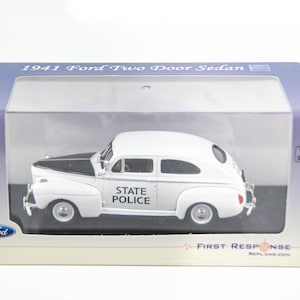 Vintage First Response 1/43 1941 Ford Two Door Sedan New York State Police Car