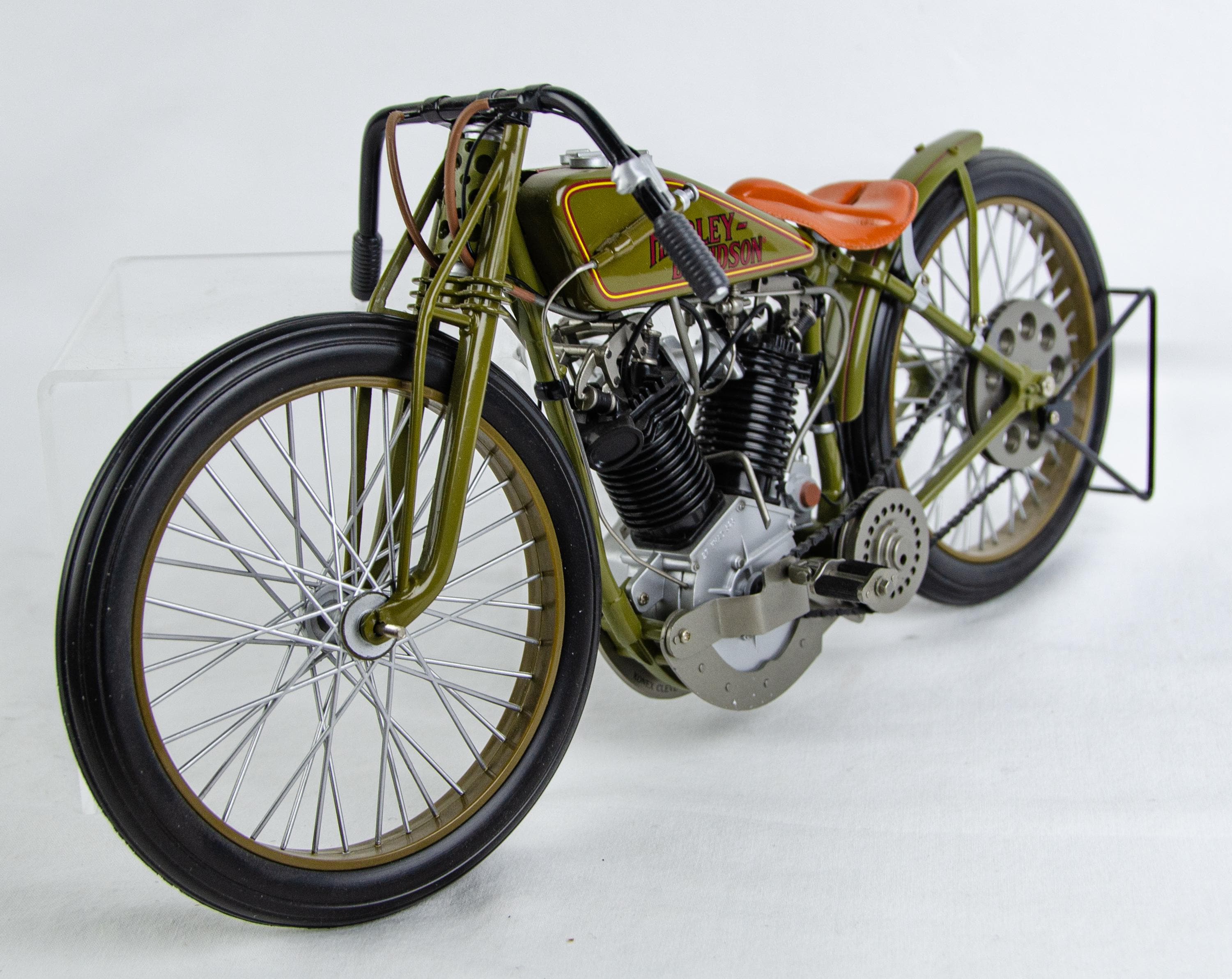 Xonex 1:6 Scale 1927 Harley Davidson 8-valve Racer Diecast Model