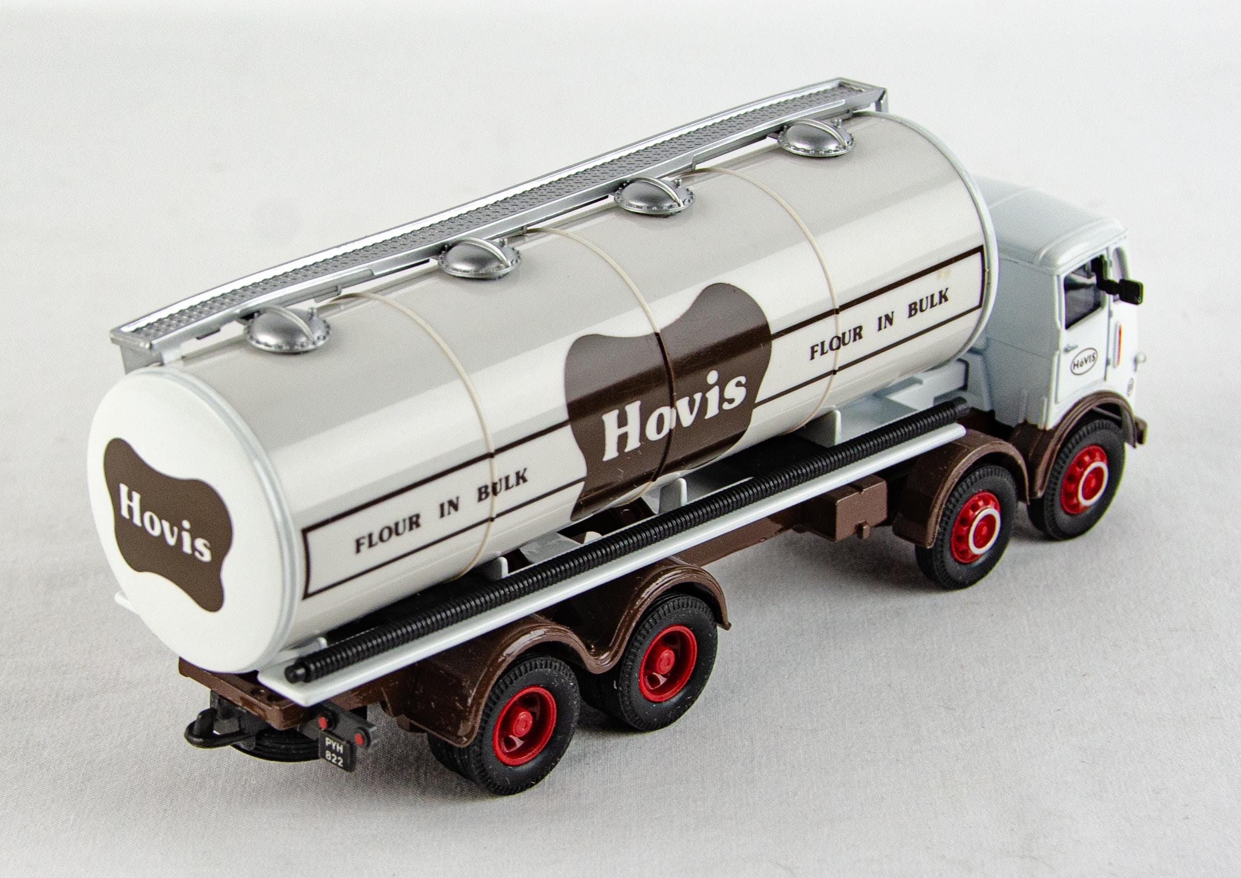 Corgi Classics Commercials Foden Tanker Hovis Truck 1:50 Scale