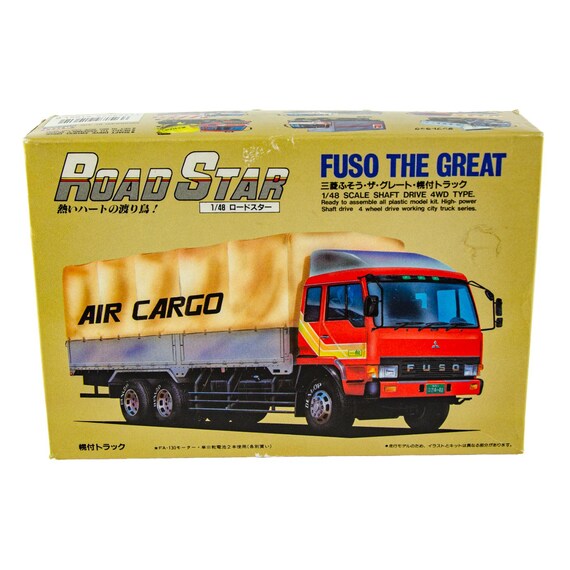 Arii A564-600 Road Star Fuso the Great 1:48 Scale Plastic Model