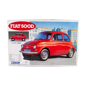 Gunze Sangyo 1:24 Fiat 500D plastic modelauto bouwpakket G-181