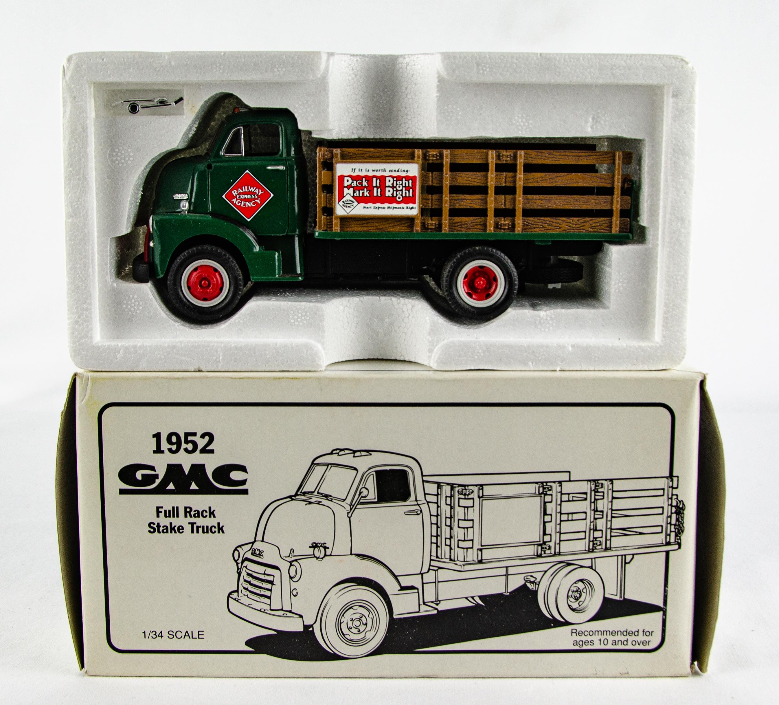 First Gear 1952 GMC Stake Truck Railway Express Agency 1:34 Scale
