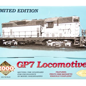 Proto 2000 HO GP7 Western Pacific Phase II Dynamic Brakes Drop Steps Locomotive