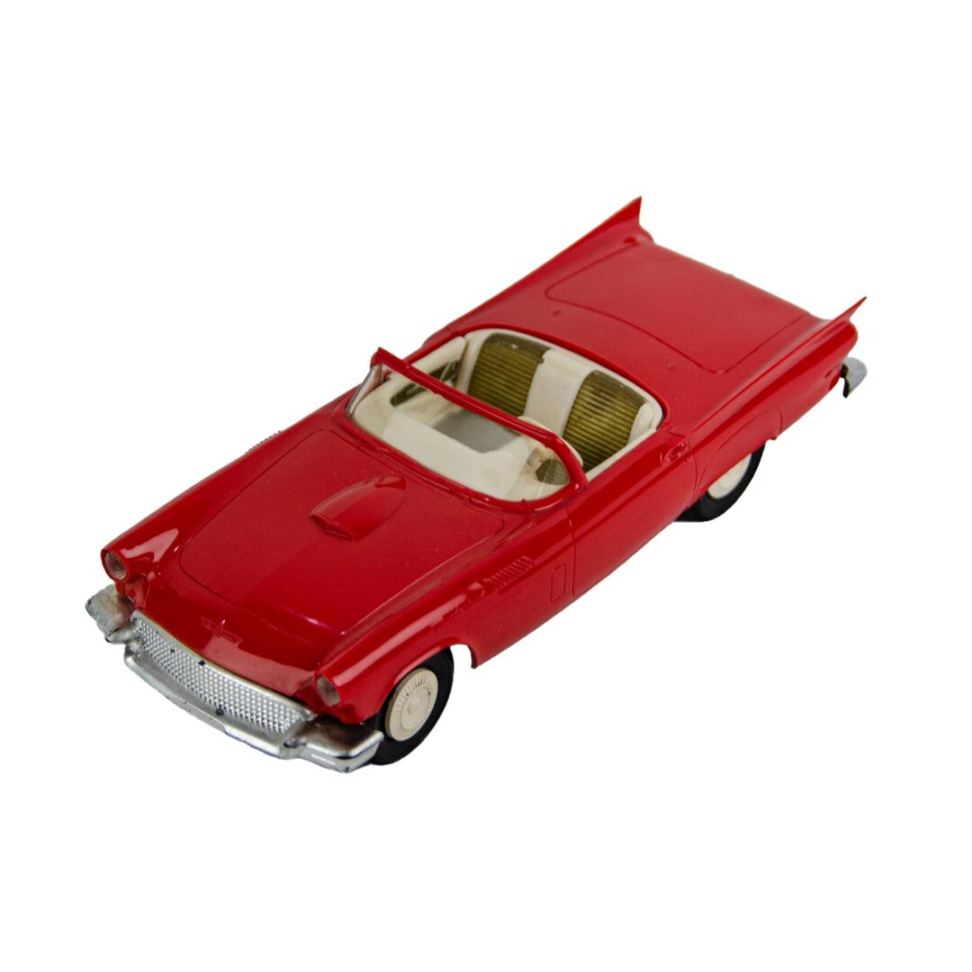 AMT 1956 Ford Thunderbird – Voiture Jouet Métal/plastique – Inertie – 17,5 Cm – Occasion