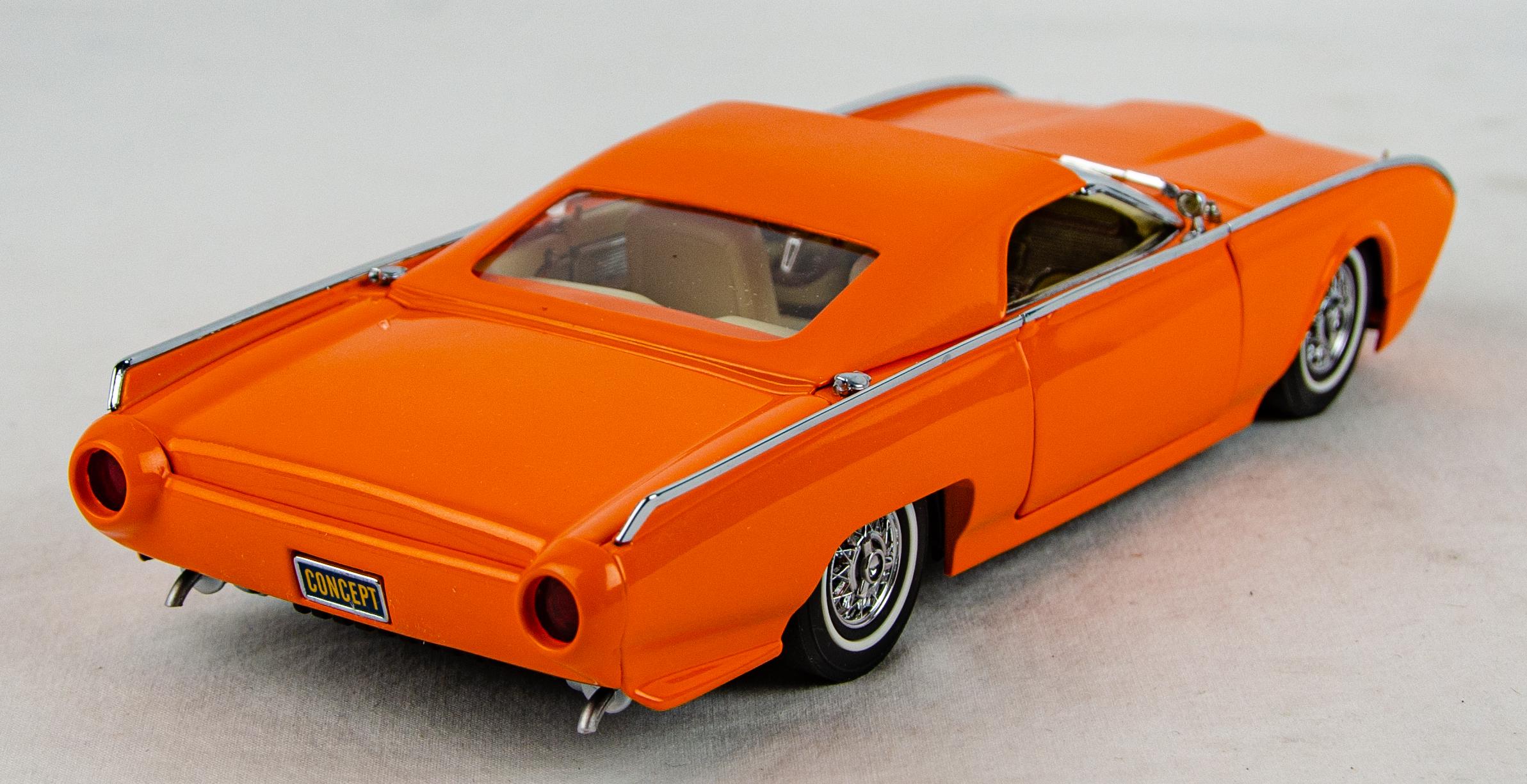 ククココダンバリーミント　1/24 1962 サンダーバードカスタム il_1080xN.6981148898_ovsx.jpg