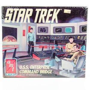 Vintage Factory Sealed 1991 AMT Ertl Star Trek USS Enterprise Command Bridge
