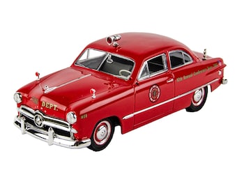 Danbury Mint 1947 Ford Super Deluxe Tudor Sedan 1:24 Scale Diecast