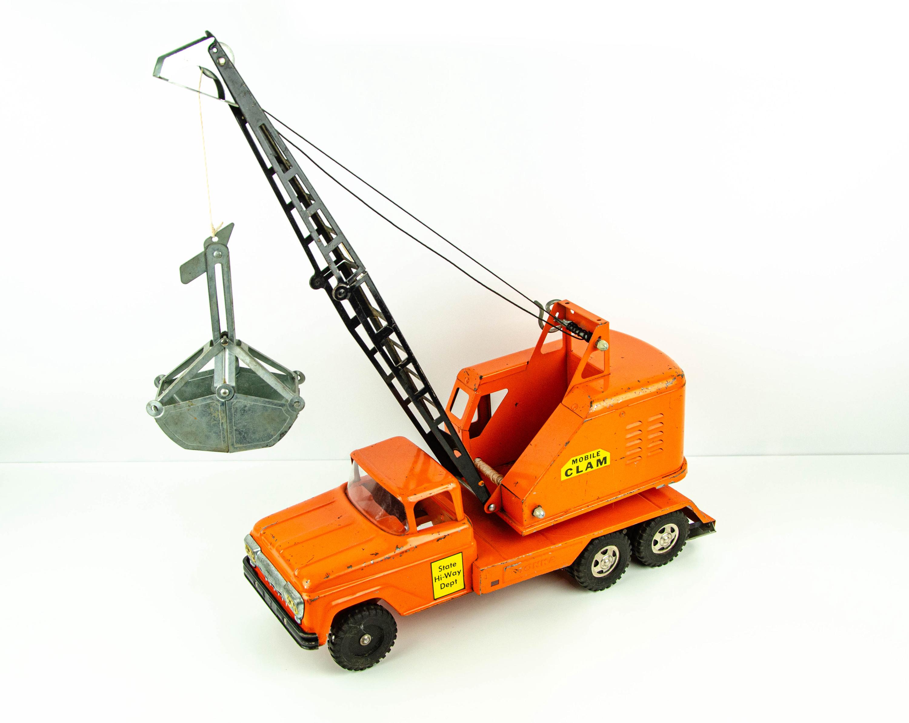 Vintage 1960s Tonka State Hi Way Dept Mobile Clam Pressed Steel Construction Toy