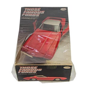 Those Famous Fords 1:25 Scale Cougar II Plastic Model Car Building Kit