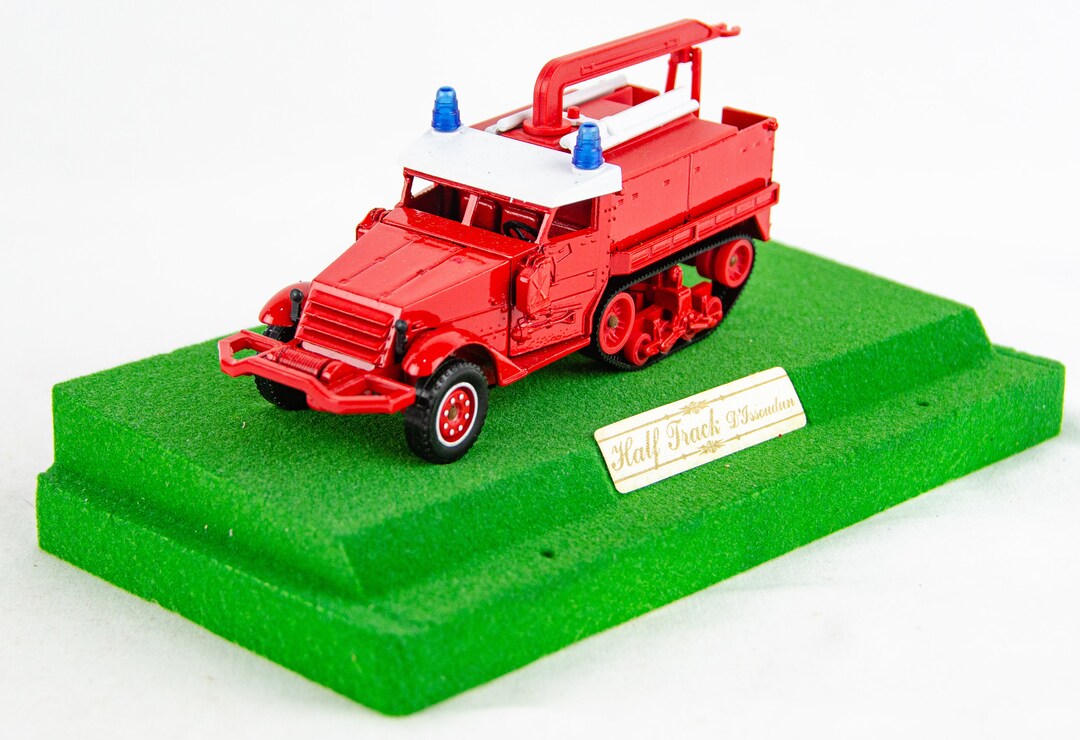 ATLAS MILITAIRE ARMÉE 1/43 - Half Track M16 MGMC Achen 1944 EUR 20,00