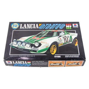 Limited Edition Nitto 1:24 Lancia Stratos plastic modelauto bouwpakket