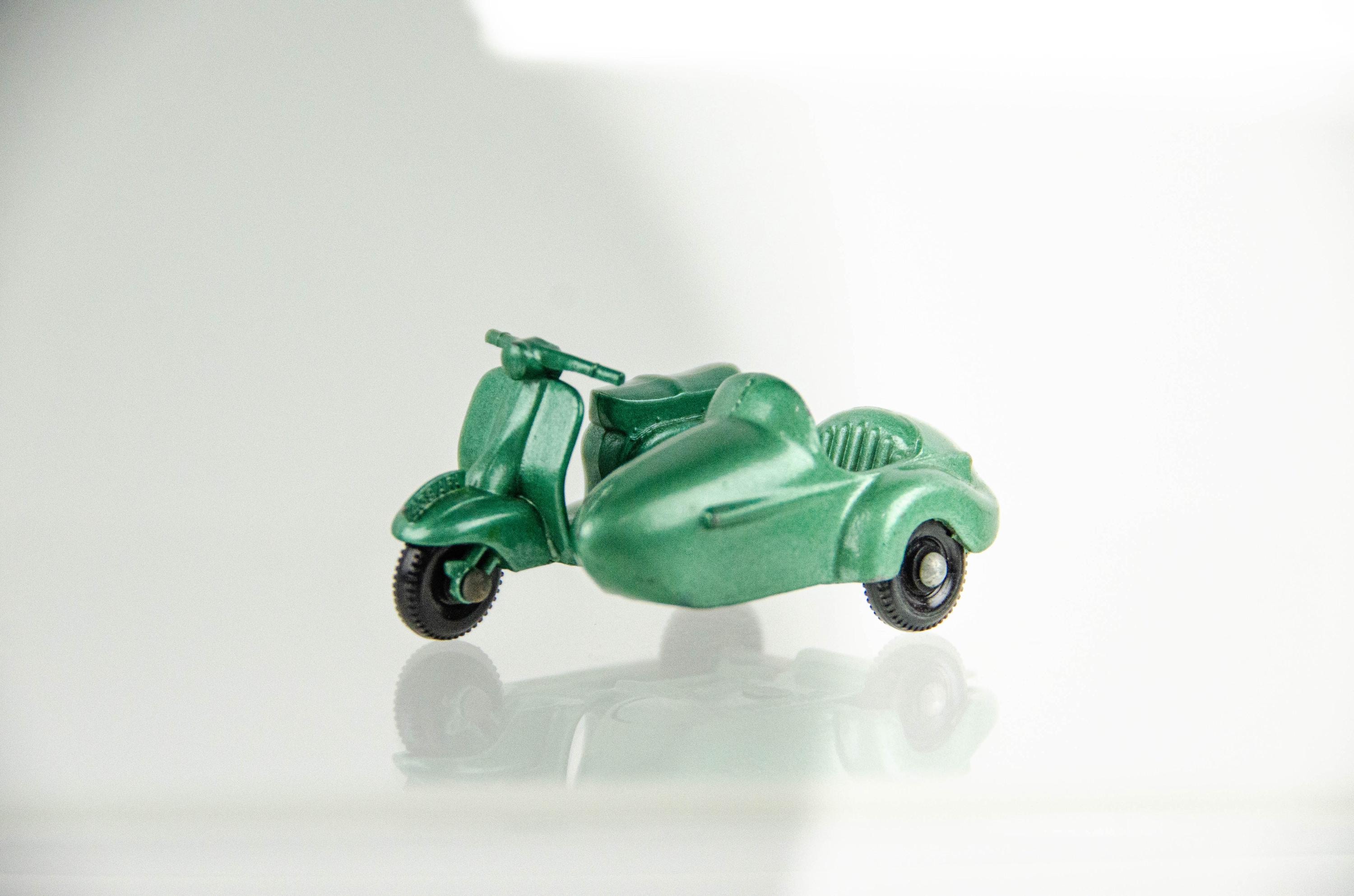MATCHBOX マッチボックス レズニー NO.36 MOTOR SCOOTER AND SIDECAR