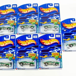 Vintage 2001 Hot Wheels 7 Rodger Dodger # 61 Diecast Car