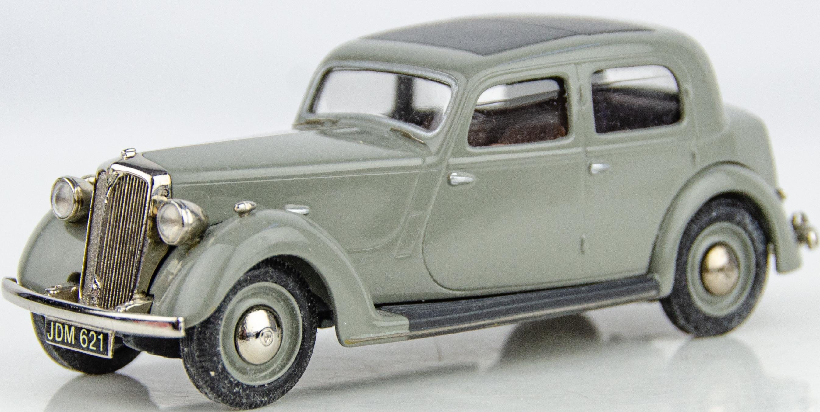 Vintage 1994 Somerville Models No. 134 P-2 Rover 14 - Grey (1:43
