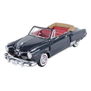 Danbury Mint 1:24 1950 Studebaker Champion Convertible Diecast Model Car