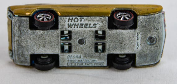 Vintage Hot Wheels 1:64 Scale 1967 Redline Deora Diecast