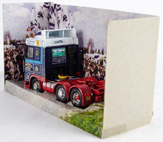 Corgi 1:50 DAF XF Space Cab Robert Laidlaw Diecast Model Truck