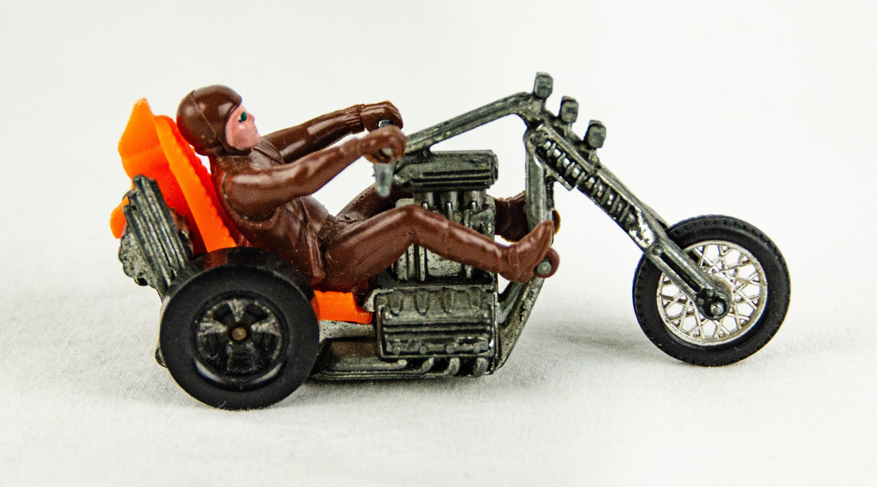 1970s Hot Wheels Mattel Rrrumblers Orange Torque Chop W