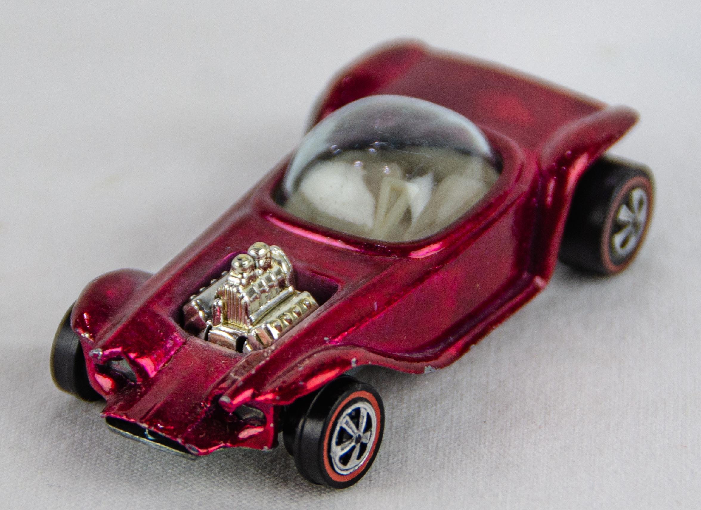 Vintage Hot Wheels 1:64 Scale 1968 Redline Beatnik Bandit Diecast