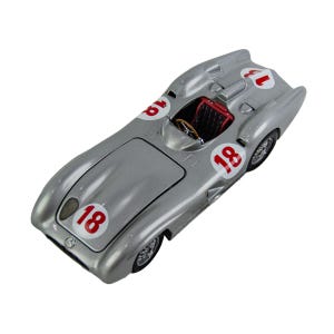 Franklin Mint 1:24 Scale 1954 Mercedes Benz W-196R Diecast Model Car
