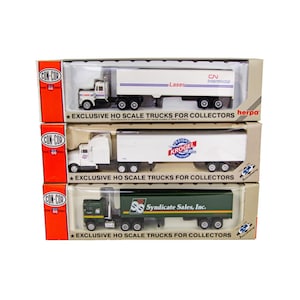 Con-cor Semi Tractor Trailer 1:87 HO Scale Model Train Layout