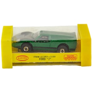 Vintage Aurora AFX TJet Thunderjet Ford J HO Model Slot Car 1382