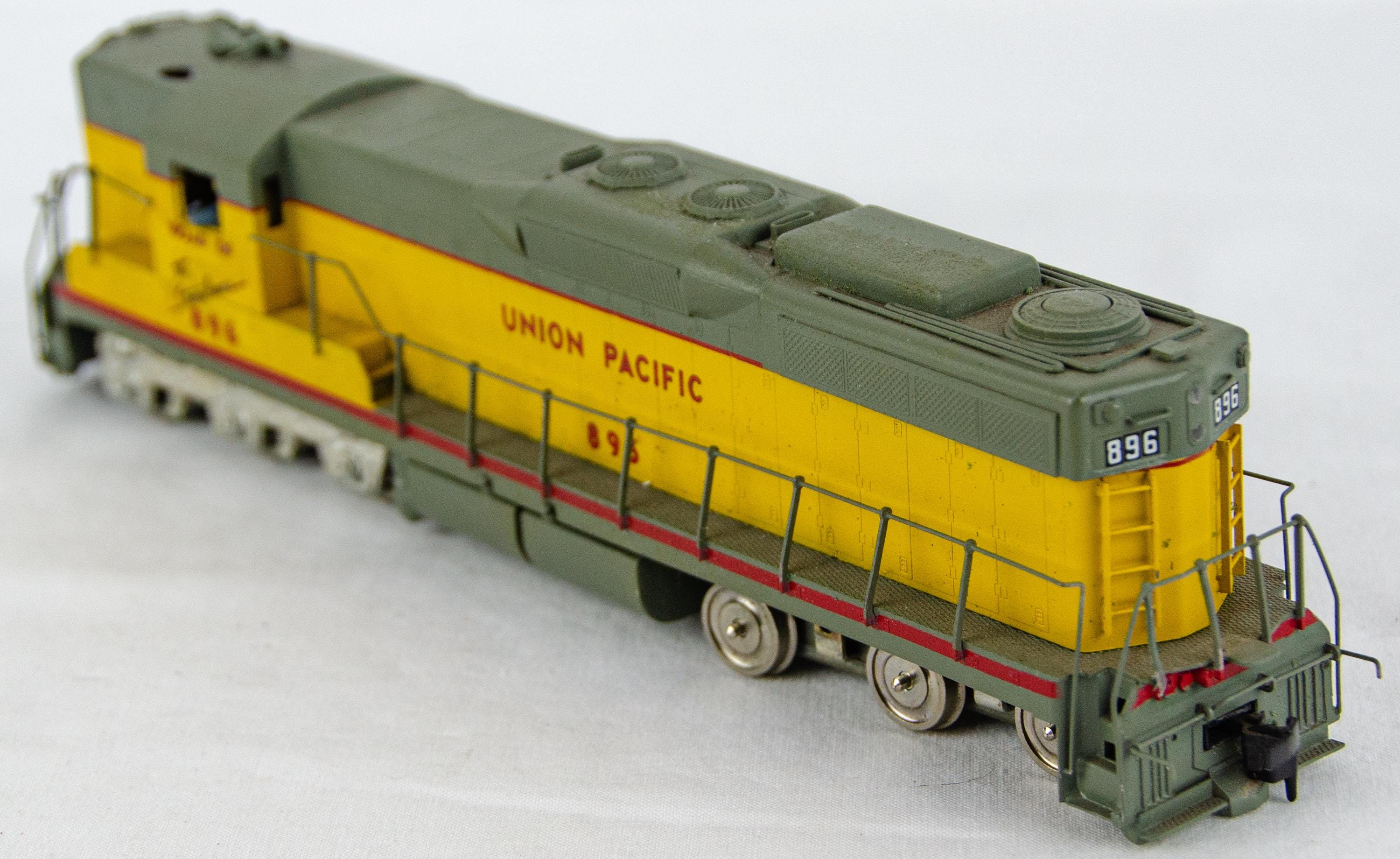 pacific girls 896 