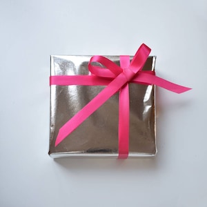gift wrapped Deluxe Relaxation & Wellness Pamper Gift Set
