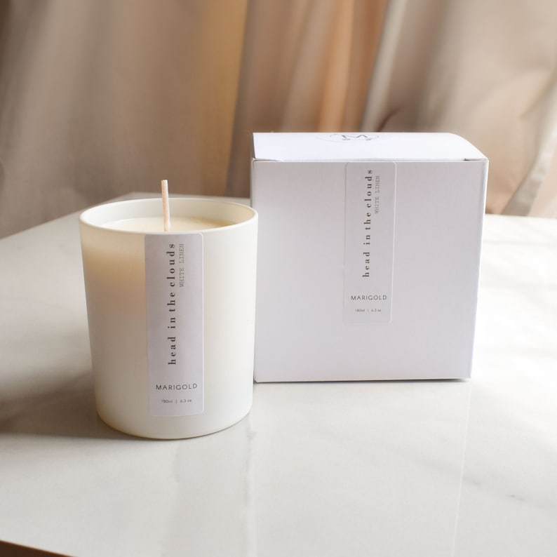 MarigoldGB Botanical Aromatherapy Candle