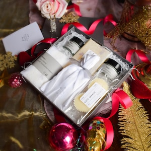 Luxury Organic Spa Gift Set Personalized Natural Skincare Letterbox Gift for Her in a Christmas setting