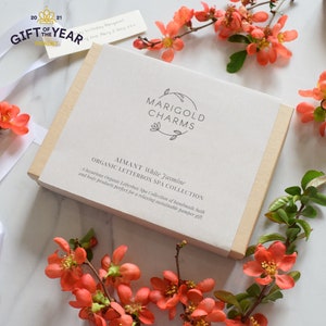 Organic Letterbox Spa Gift Set sleeve