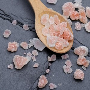 Deluxe Relaxation & Wellness Pamper Gift Set - natural skincare - natural haircare - solid shampoo bar - plastic free image 8