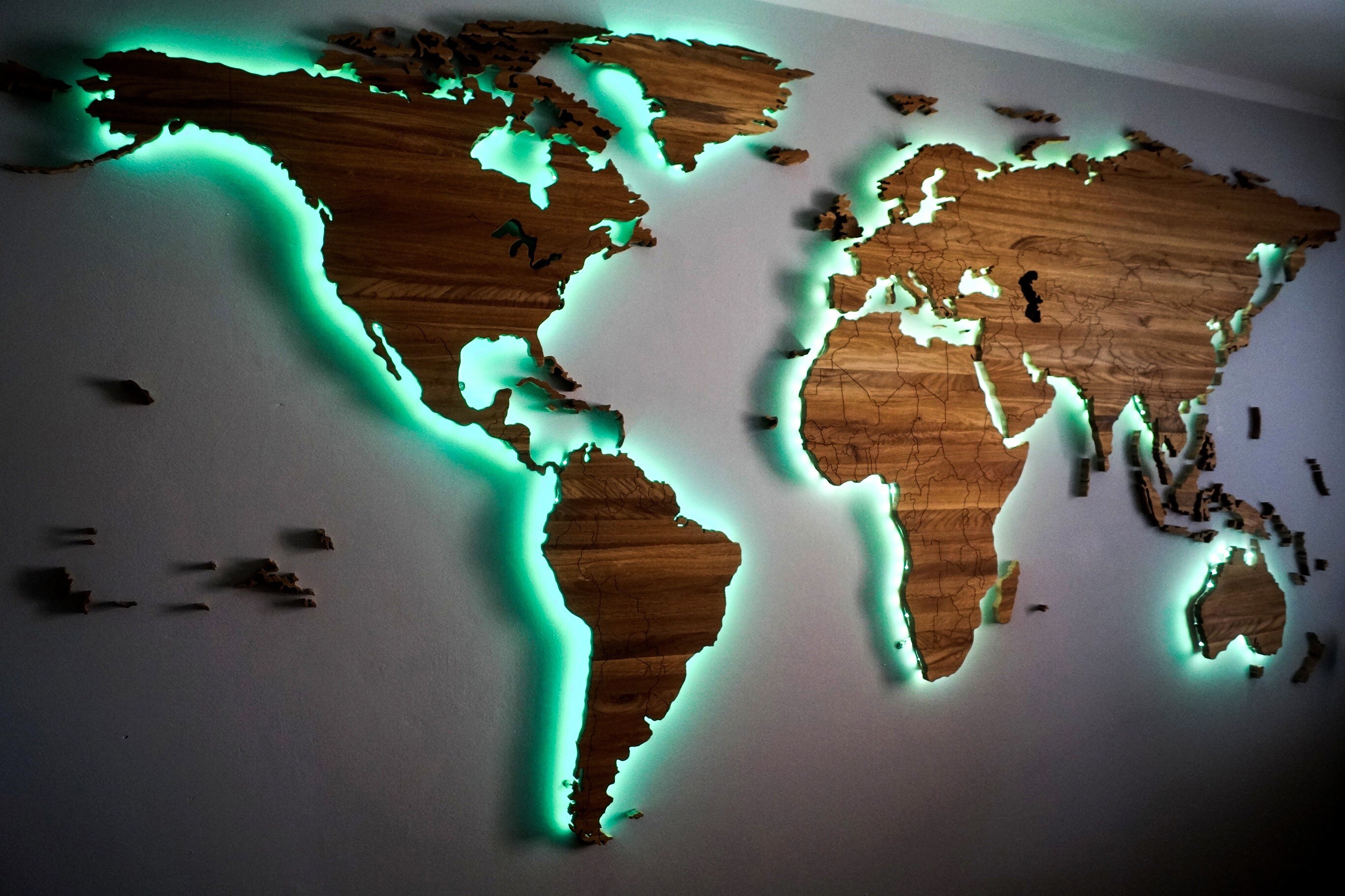 Led World Wall Map Solid Oak With Borders Wall Decor vrogue.co