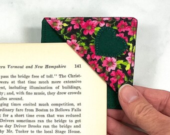 Pink Flower Bookmark, Corner Bookmark, Corner Page Marker, Heart Bookmark, Bookmark Corner, Cute Bookmark, Corner Book Markers, Nana Gift