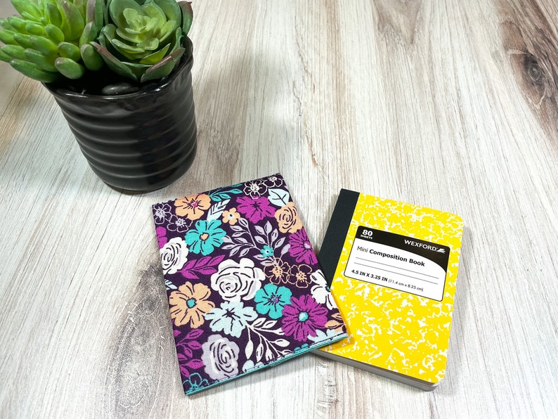 Mini Composition Notebook Cover, Floral Notebook for Women, Small Travel Journal, Reusable Book Covers, Unique Handmade Gift for Mom bild 2