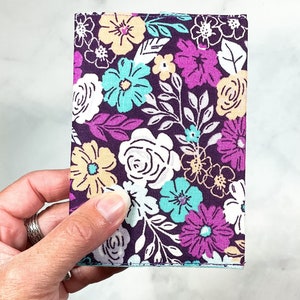 Mini Composition Notebook Cover, Floral Notebook for Women, Small Travel Journal, Reusable Book Covers, Unique Handmade Gift for Mom bild 6