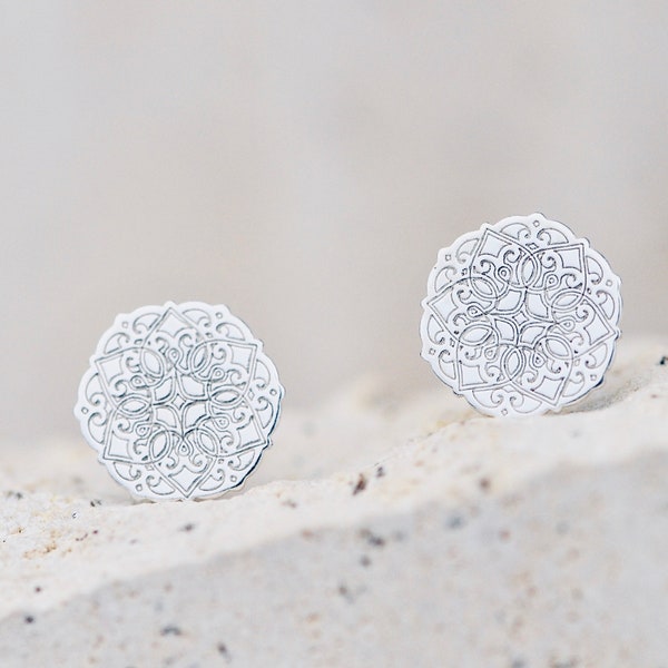 Round Rosette Stud Earrings for Her, Solid Sterling Silver AG925 Round Rosette Studs For Women, Gift for Her, Gift For Mum, Sister, Daughter