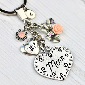 Gift for mum / mom, special keychain keyring Love you mom, Mother day gift, mum Birthday gift, heart keychain for mum, gift for mother