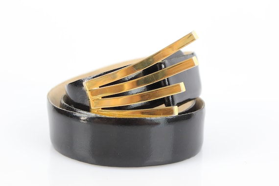 Bought in Cannes France Vintage Gold and Black Curved Metal Accent Belt Roberta di Camerino 1970s Gold Metal Buckle Black Leather  main image 4