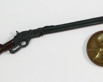 Dollhouse Artisan Carved Wood Flintlock Rifle with Powder Horn 1:12 Miniature